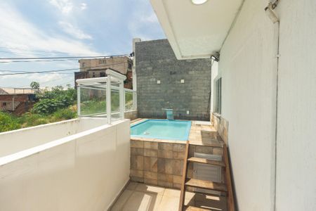 Casa para alugar com 220m², 2 quartos e 2 vagas Casa para alugar com 220m², 2 quartos e 2 vagasVaranda