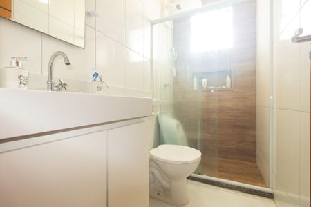 Casa para alugar com 220m², 2 quartos e 2 vagas Casa para alugar com 220m², 2 quartos e 2 vagasBanheiro