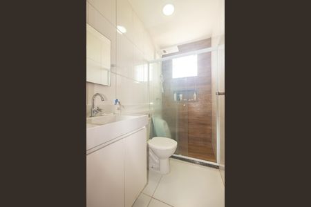 Casa para alugar com 220m², 2 quartos e 2 vagas Casa para alugar com 220m², 2 quartos e 2 vagasBanheiro