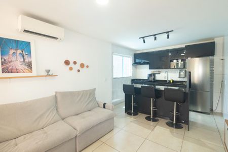 Casa para alugar com 220m², 2 quartos e 2 vagas Casa para alugar com 220m², 2 quartos e 2 vagasSala/Cozinha