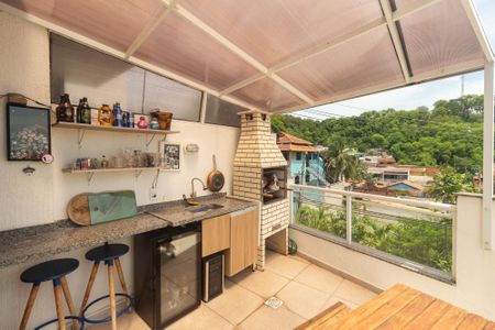 Casa para alugar com 220m², 2 quartos e 2 vagas Casa para alugar com 220m², 2 quartos e 2 vagasChurrasqueira