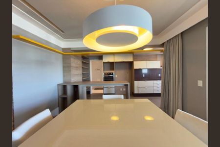 Apartamento à venda com 2 quartos, 109m² em Jardim Caravelas, São Paulo