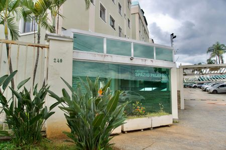 Apartamento para alugar com 49m², 2 quartos e 1 vagaFachada - Portaria