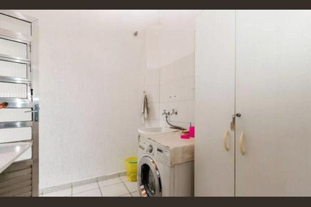 Casa à venda com 3 quartos, 150m² em Vila Cordeiro, São Paulo