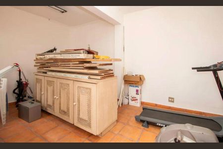 Casa à venda com 3 quartos, 150m² em Vila Cordeiro, São Paulo