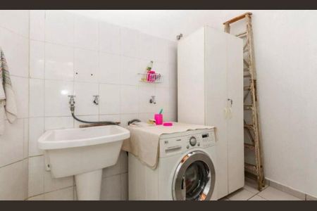 Casa à venda com 3 quartos, 150m² em Vila Cordeiro, São Paulo