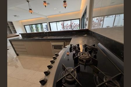 Cozinha de casa para alugar com 4 quartos, 220m² em Jardim Karaíba, Uberlândia