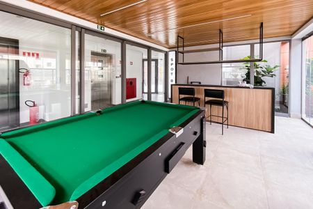 Apartamento à venda com 58m², 2 quartos e sem vaga Apartamento à venda com 58m², 2 quartos e sem vagaSalão de Jogos