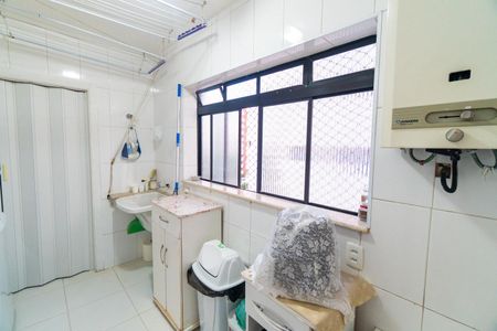 Apartamento à venda com 124m², 3 quartos e 2 vagasÁrea de Serviço
