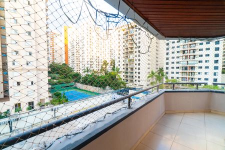 Apartamento à venda com 124m², 3 quartos e 2 vagasSacada da Suite