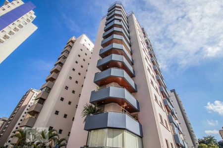 Apartamento à venda com 124m², 3 quartos e 2 vagasFachada do Prédio