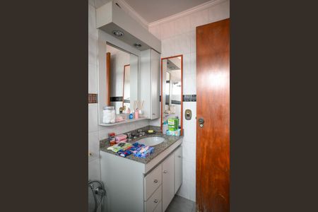 Casa à venda com 210m², 3 quartos e 2 vagasBanheiro  Quarto 3 - Suite