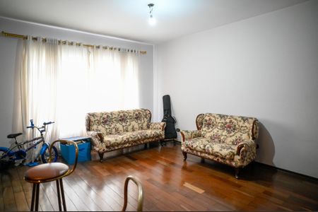 Sala de casa à venda com 3 quartos, 210m² em Bosque da Saúde, São Paulo