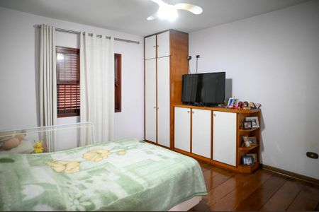 Casa à venda com 210m², 3 quartos e 2 vagasQuarto 1 - Suite