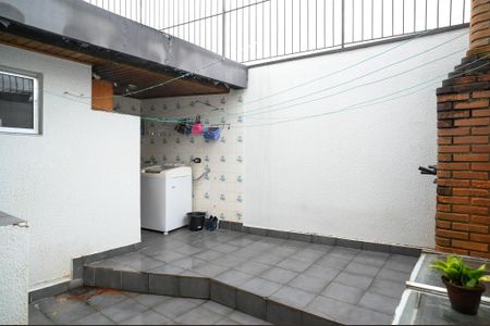 Casa à venda com 210m², 3 quartos e 2 vagasÁrea de Serviço