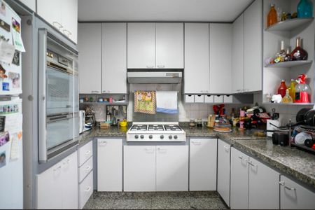 Casa à venda com 210m², 3 quartos e 2 vagasCozinha