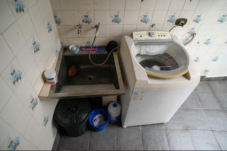 Casa à venda com 210m², 3 quartos e 2 vagasÁrea de Serviço