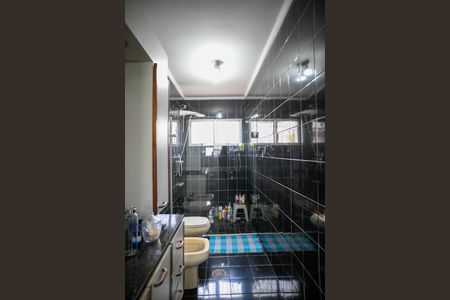 Casa à venda com 210m², 3 quartos e 2 vagasBanheiro Quarto 1 - Suite