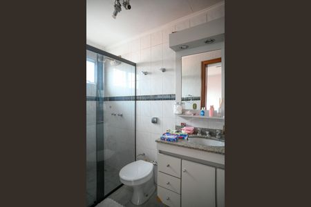 Casa à venda com 210m², 3 quartos e 2 vagasBanheiro Quarto 3 - Suite