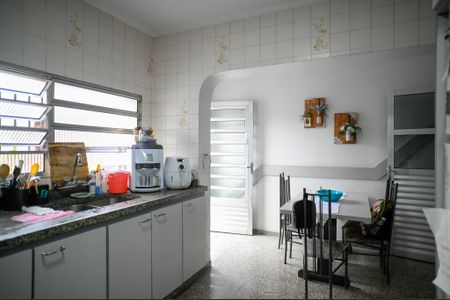 Casa à venda com 210m², 3 quartos e 2 vagasCozinha