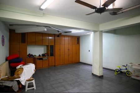 Casa à venda com 210m², 3 quartos e 2 vagasSalão de Festas