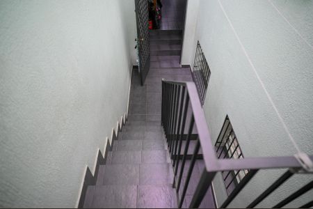 Casa à venda com 210m², 3 quartos e 2 vagasEscada para Garagem