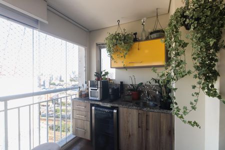 Apartamento à venda com 75m², 2 quartos e 2 vagasVaranda 