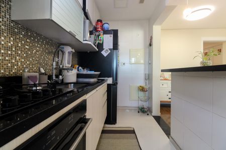 Apartamento à venda com 75m², 2 quartos e 2 vagasCozinha 