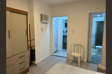 Casa para alugar com 1 quarto, 41m² em Pitangueiras, Rio de Janeiro