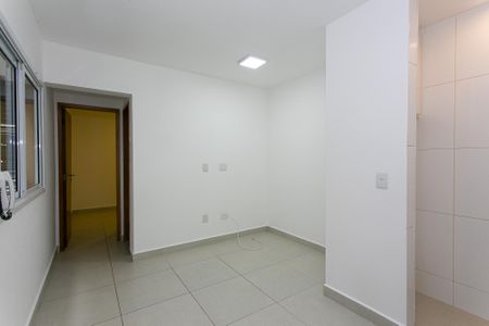Sala de apartamento para alugar com 1 quarto, 40m² em Vila Bertioga, São Paulo