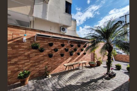 Apartamento para alugar com 80m², 2 quartos e 1 vagaÁrea comum