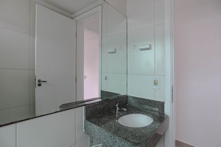 Apartamento para alugar com 48m², 2 quartos e 1 vaga Apartamento para alugar com 48m², 2 quartos e 1 vagaBanheiro