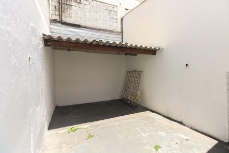 Casa à venda com 110m², 3 quartos e 1 vaga Casa à venda com 110m², 3 quartos e 1 vagaQuintal