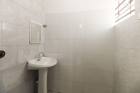 Casa à venda com 110m², 3 quartos e 1 vaga Casa à venda com 110m², 3 quartos e 1 vagaLavabo