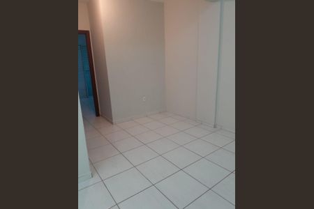 Sala de apartamento para alugar com 2 quartos, 60m² em Laranjeiras, Uberlândia