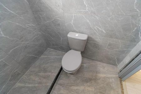 Apartamento à venda com 95m², 2 quartos e sem vagaBanheiro