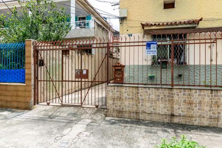 Apartamento à venda com 95m², 2 quartos e sem vagaFachada da Entrada