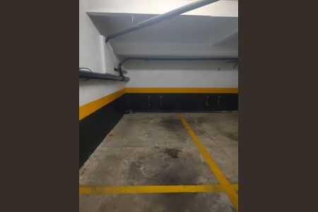 Apartamento à venda com 195m², 3 quartos e 1 vaga Apartamento à venda com 195m², 3 quartos e 1 vagavaga de garagem