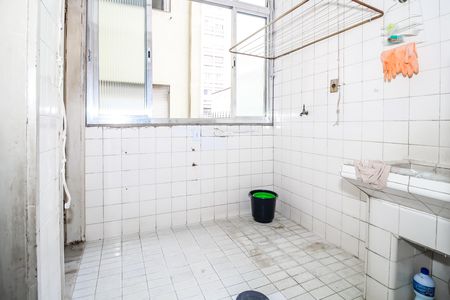 Apartamento à venda com 195m², 3 quartos e 1 vaga Apartamento à venda com 195m², 3 quartos e 1 vagaÁrea de Serviço