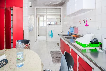 Apartamento à venda com 195m², 3 quartos e 1 vaga Apartamento à venda com 195m², 3 quartos e 1 vagaCozinha