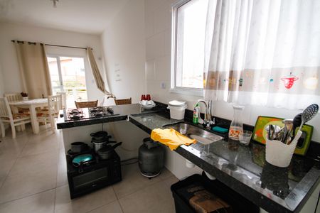 Casa de condomínio para alugar com 78m², 2 quartos e sem vaga