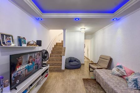 Casa à venda com 150m², 2 quartos e 2 vagas Casa à venda com 150m², 2 quartos e 2 vagasSala