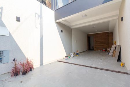 Casa à venda com 205m², 3 quartos e 2 vagasGaragem