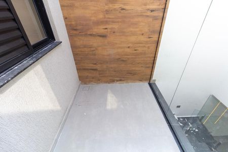 Casa à venda com 205m², 3 quartos e 2 vagas Casa à venda com 205m², 3 quartos e 2 vagasJardim de Inverno