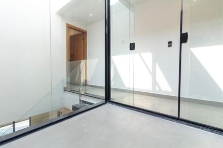 Casa à venda com 205m², 3 quartos e 2 vagas Casa à venda com 205m², 3 quartos e 2 vagasJardim de Inverno