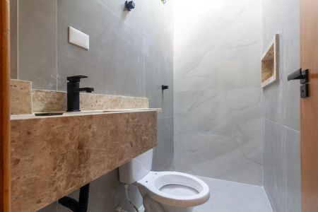 Casa à venda com 205m², 3 quartos e 2 vagasBanheiro 2