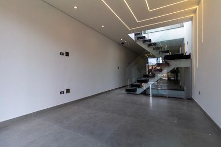 Sala de casa à venda com 3 quartos, 205m² em Parque Paineiras, São Paulo