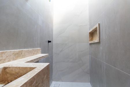 Casa à venda com 205m², 3 quartos e 2 vagas Casa à venda com 205m², 3 quartos e 2 vagasBanheiro 2