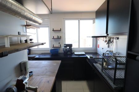 Apartamento à venda com 96m², 2 quartos e 2 vagasCozinha e Área de Serviço