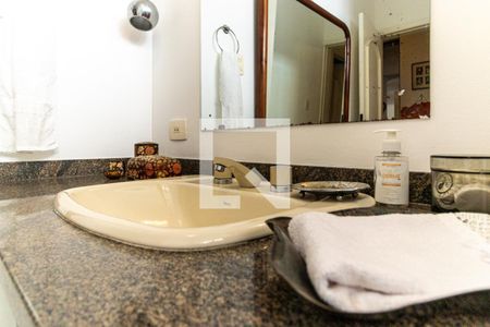 Apartamento à venda com 182m², 3 quartos e 2 vagas Apartamento à venda com 182m², 3 quartos e 2 vagasBanheiro